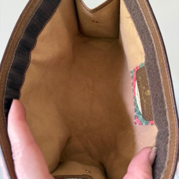 Gucci Red and Green Striped Bag - Picture 8 of 14